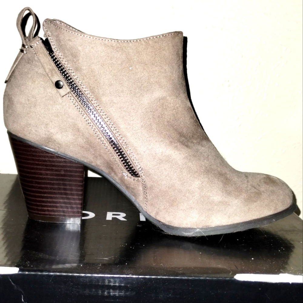 Tan Zipper Bootie